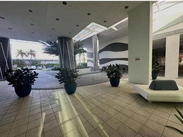 $3,300 | 7930 East Drive, Unit 1506, North Bay Village, FL 33141