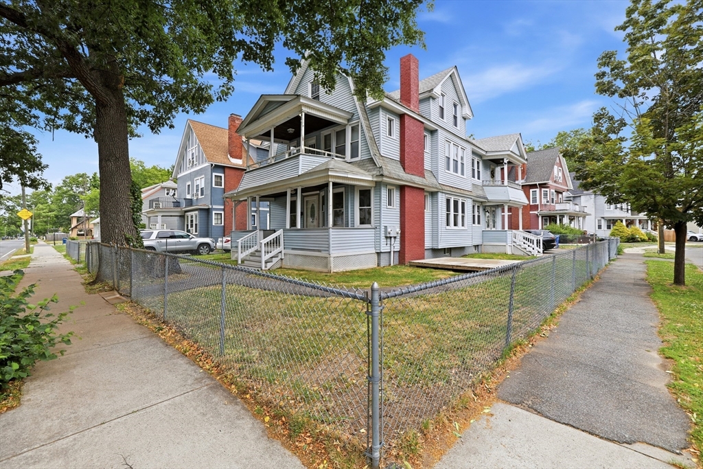 341-343 White Street Springfield, MA 01108 - Photo 22 of 27