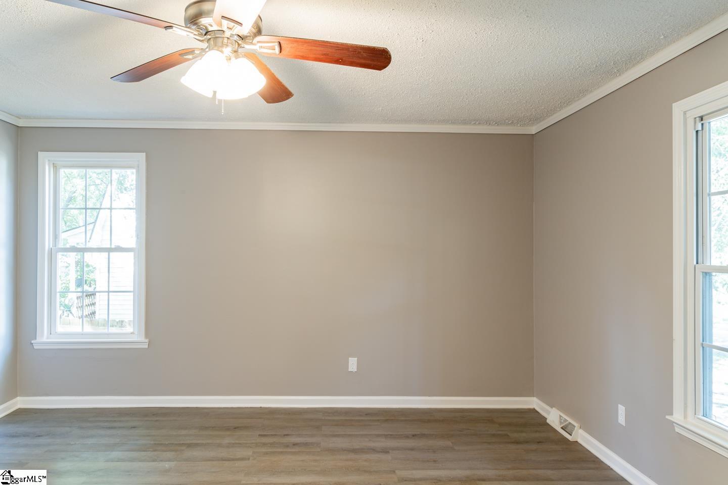 109 Verner Springs Road Greenville, SC 29609 - Photo 9 of 13 Gallery Image 9
