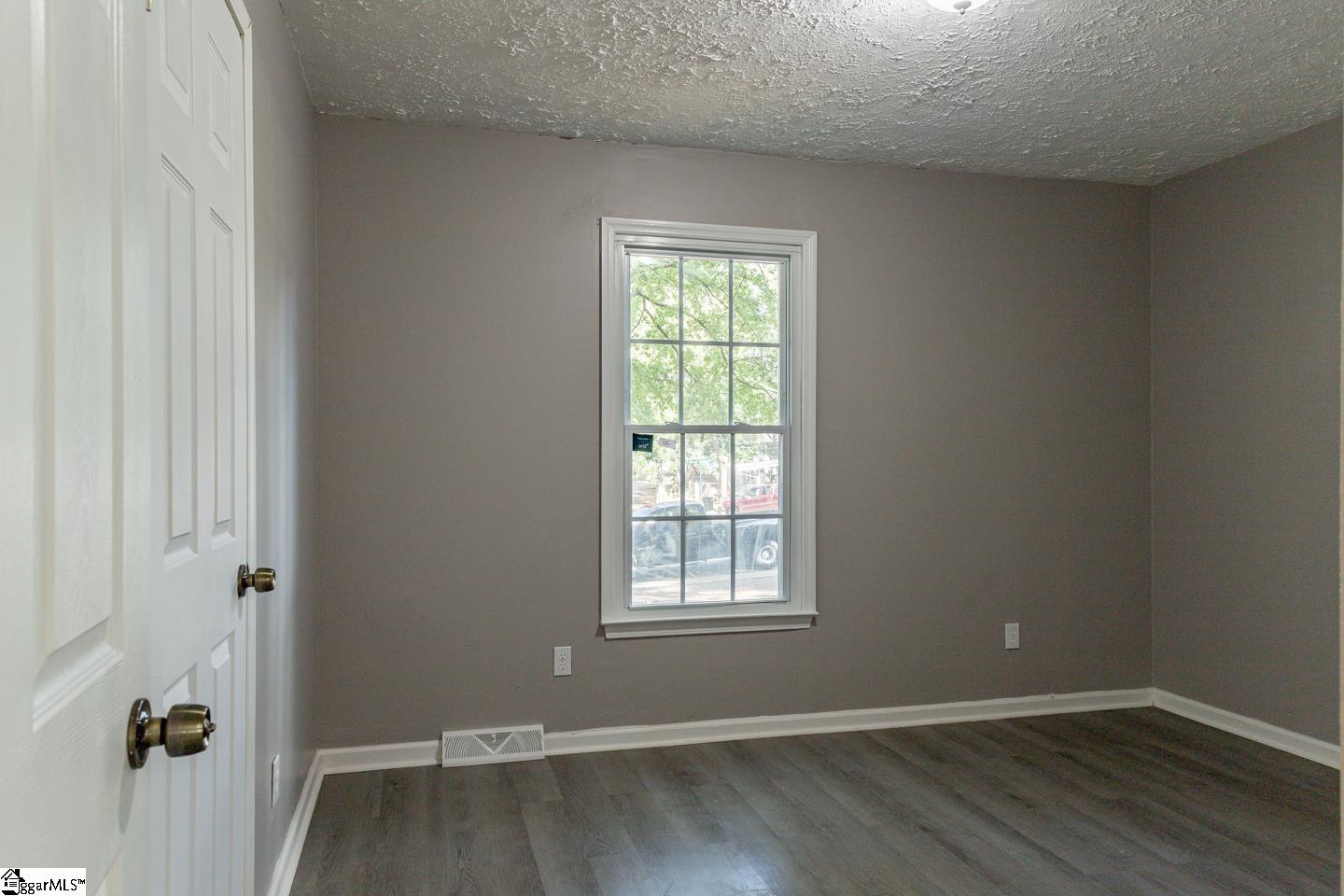 109 Verner Springs Road Greenville, SC 29609 - Photo 10 of 13 Gallery Image 10