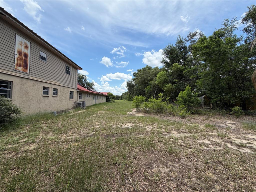 4215 Stearns Road Valrico, FL 33596 - Photo 11 of 23