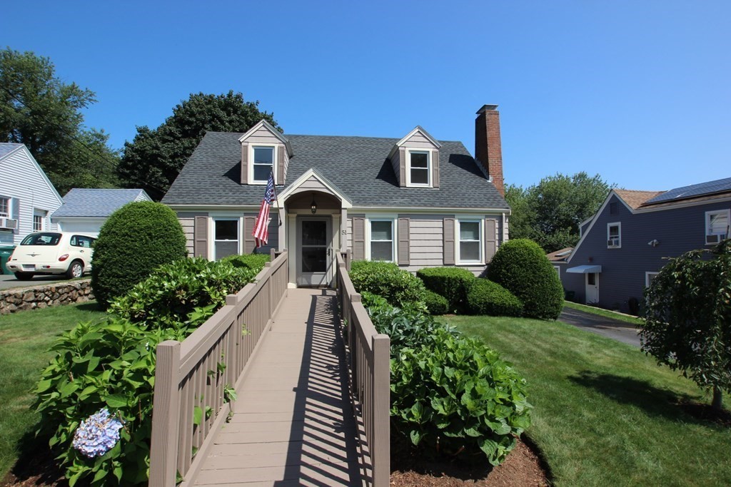 51 Lansing Road Lynn, MA 01904 - Photo 3 of 30 Gallery Image 3