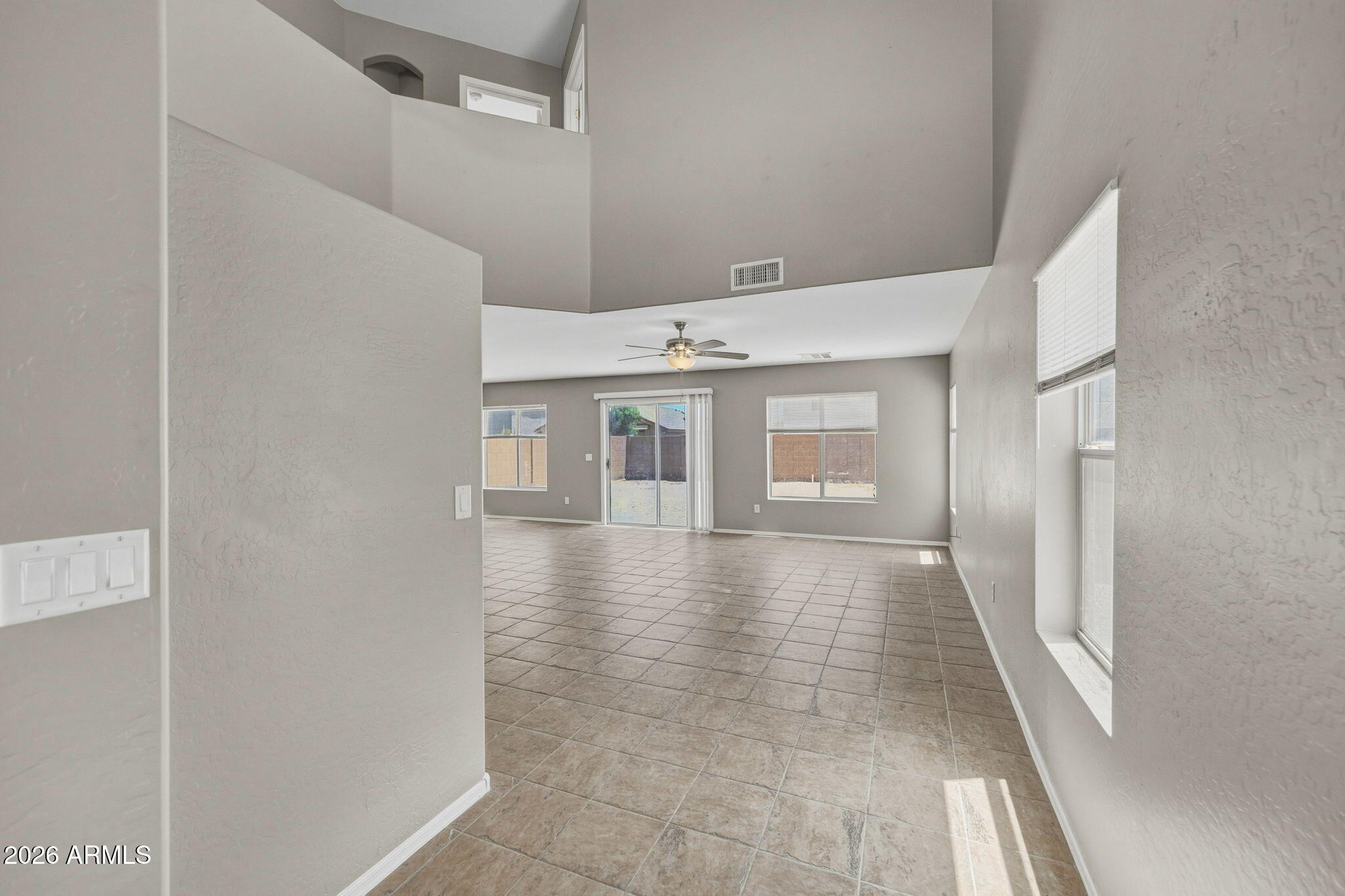 1649 West Harding Avenue Coolidge, AZ 85128 - Photo 5 of 28 Welcome In