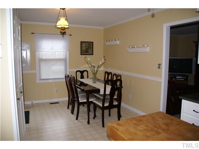 1720 Green Pace Road Zebulon, NC 27597 - Photo 4 of 12 Gallery Image 4