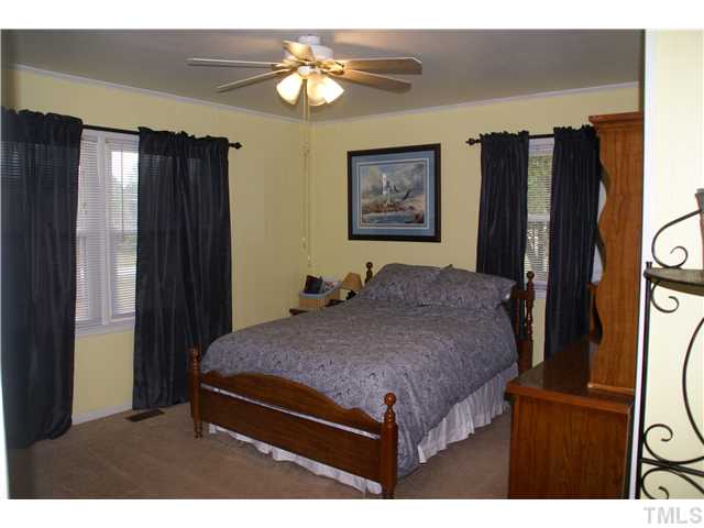 1720 Green Pace Road Zebulon, NC 27597 - Photo 10 of 12 Gallery Image 10