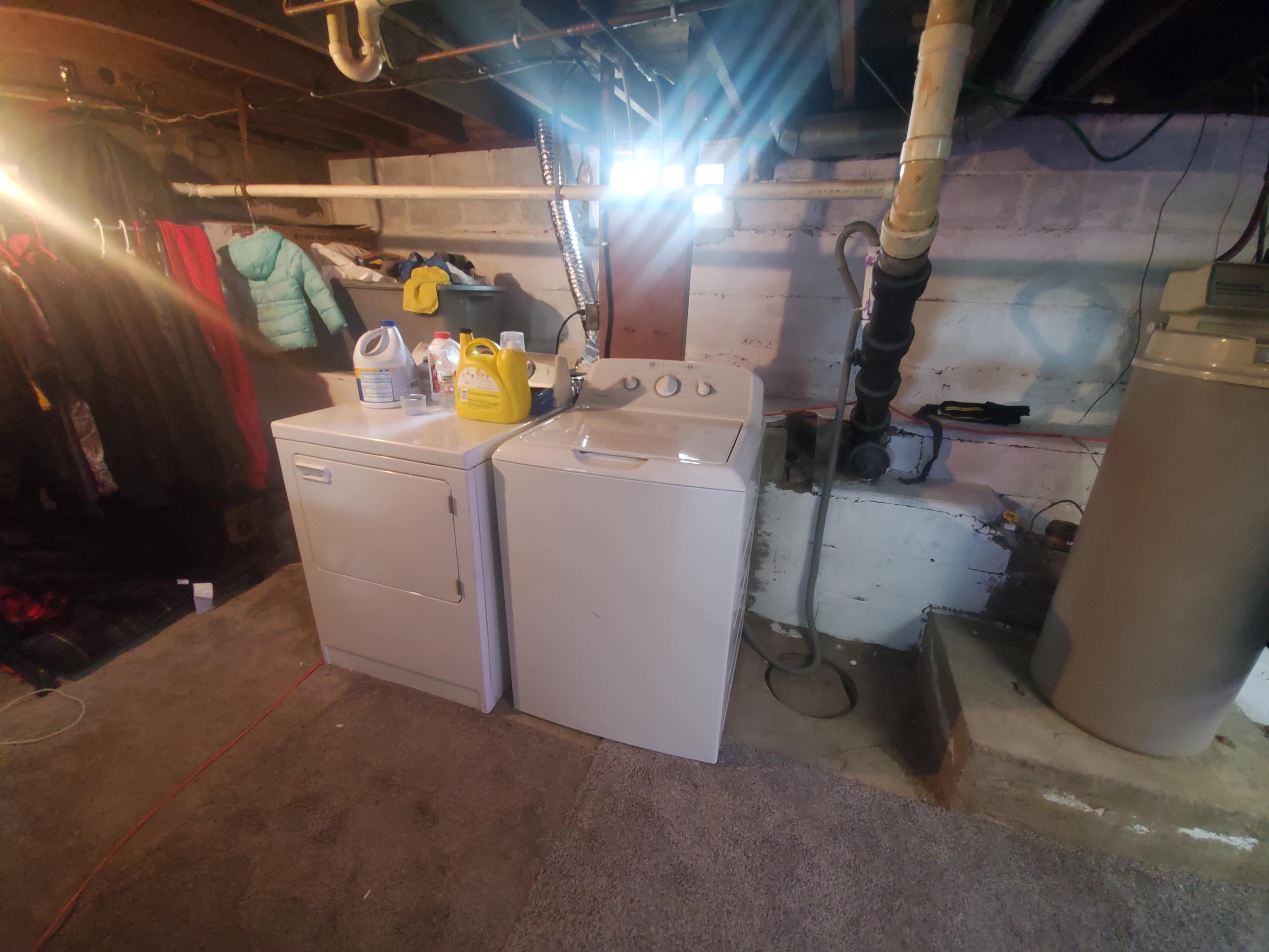 527 South Hooker Avenue Three Rivers, MI 49093 - Photo 15 of 15 20210427_122203