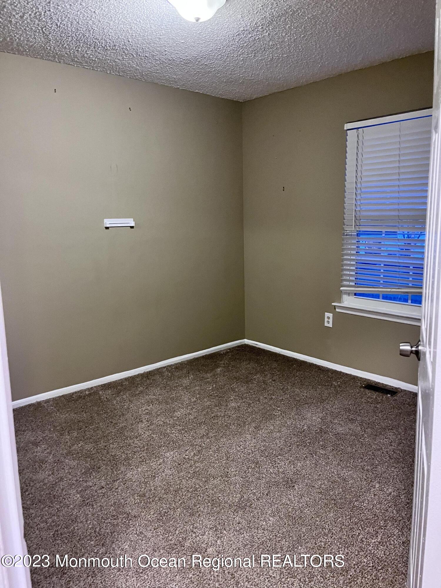 37 Atlantis Terrace Freehold, NJ 07728 - Photo 16 of 21 F7D2B6F6-C9AD-4D05-A320-1D9A608528D9