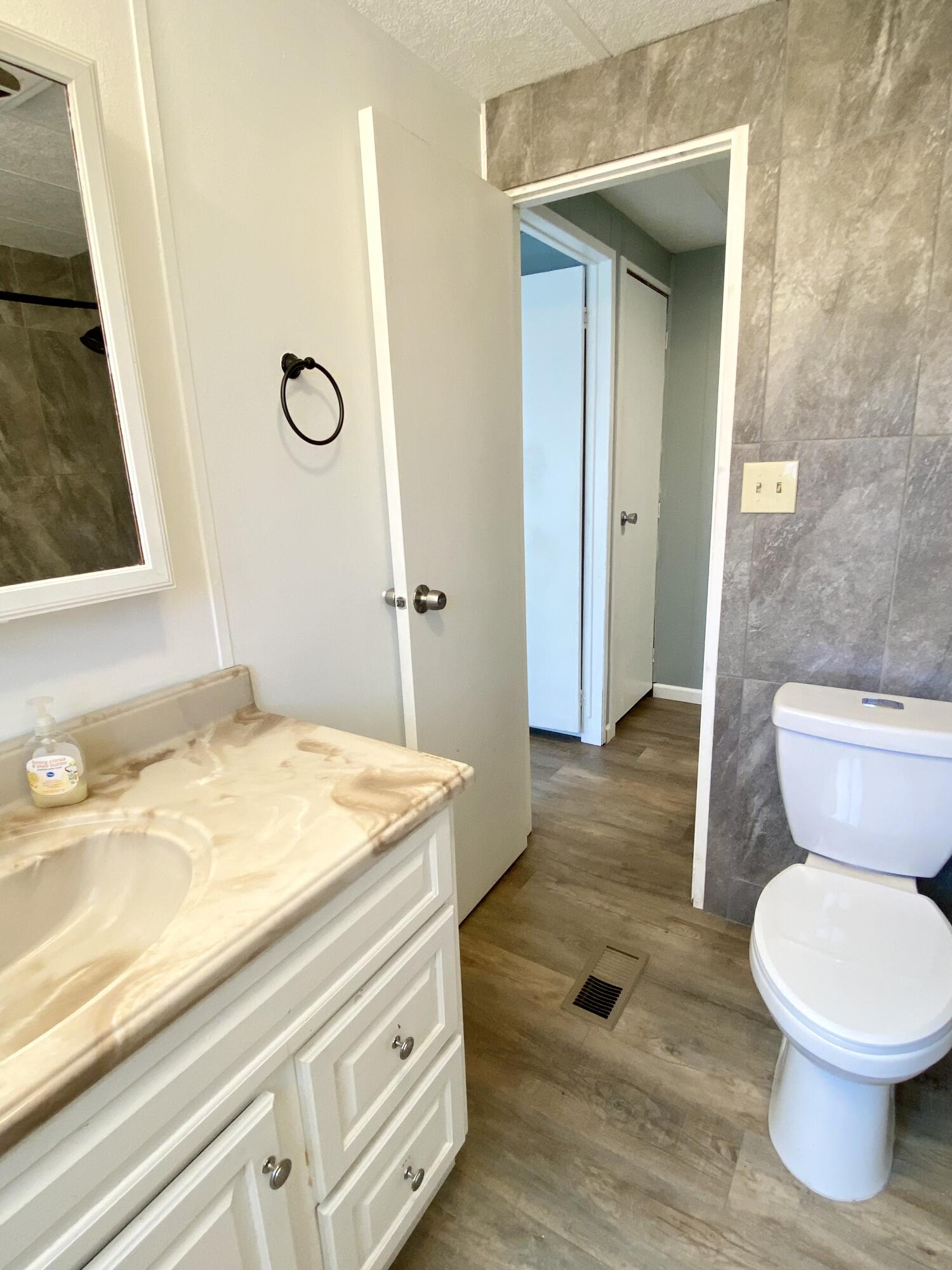60311 Cheyenne Road, Unit 11 Bend, OR 97702 - Photo 20 of 42 IMG_0496