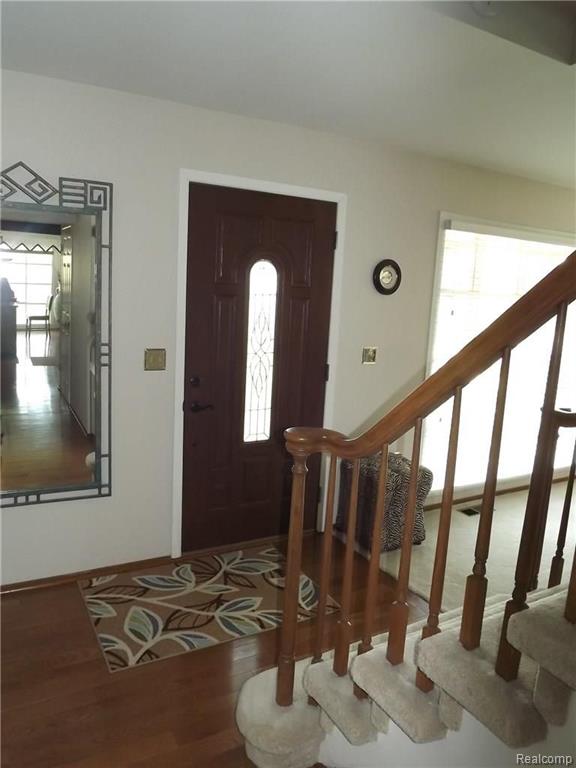 766 Lion Street Rochester Hills, MI 48307 - Photo 25 of 33