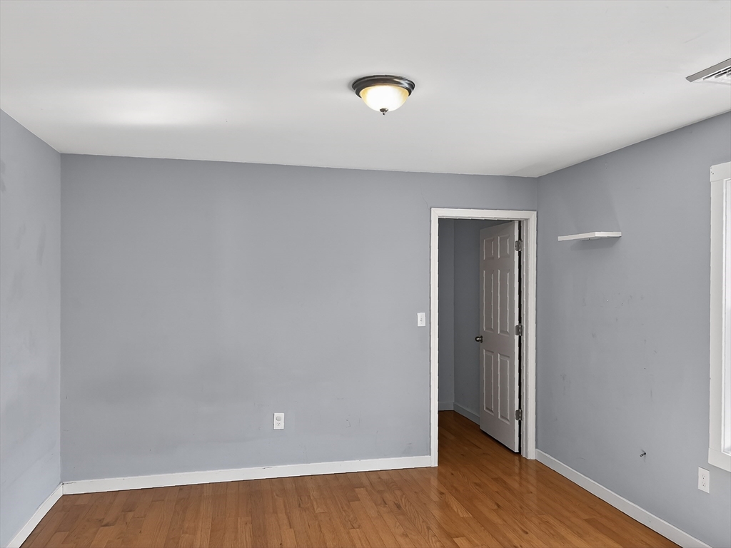 247 Pilgrim Avenue, Unit 3 Worcester, MA 01604 - Photo 10 of 16