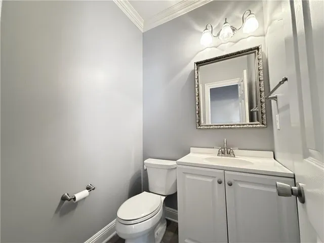 $460,000 | 424 Laurelleaf Lane, Covington, LA 70433