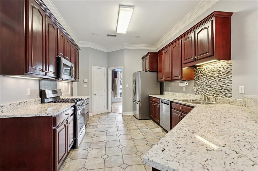 424 Laurelleaf Lane Covington, LA 70433 - Photo 7 of 24