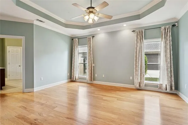 $460,000 | 424 Laurelleaf Lane, Covington, LA 70433