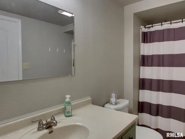 $219,900 | 1213 South 24th Street, Quincy, IL 62301