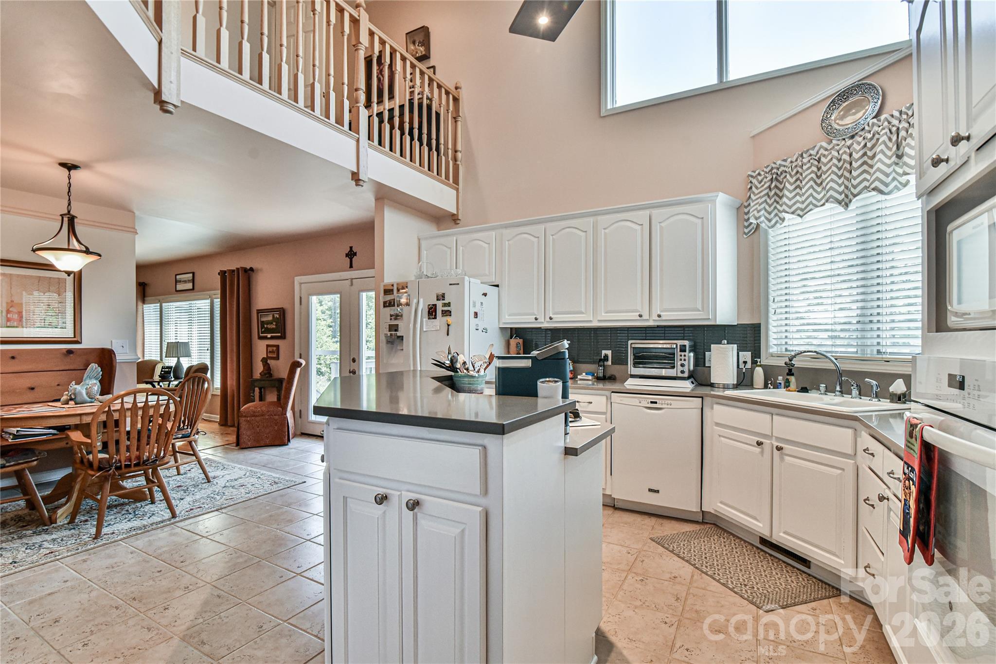 518 Forest Ridge Road Mars Hill, NC 28754 - Photo 4 of 47