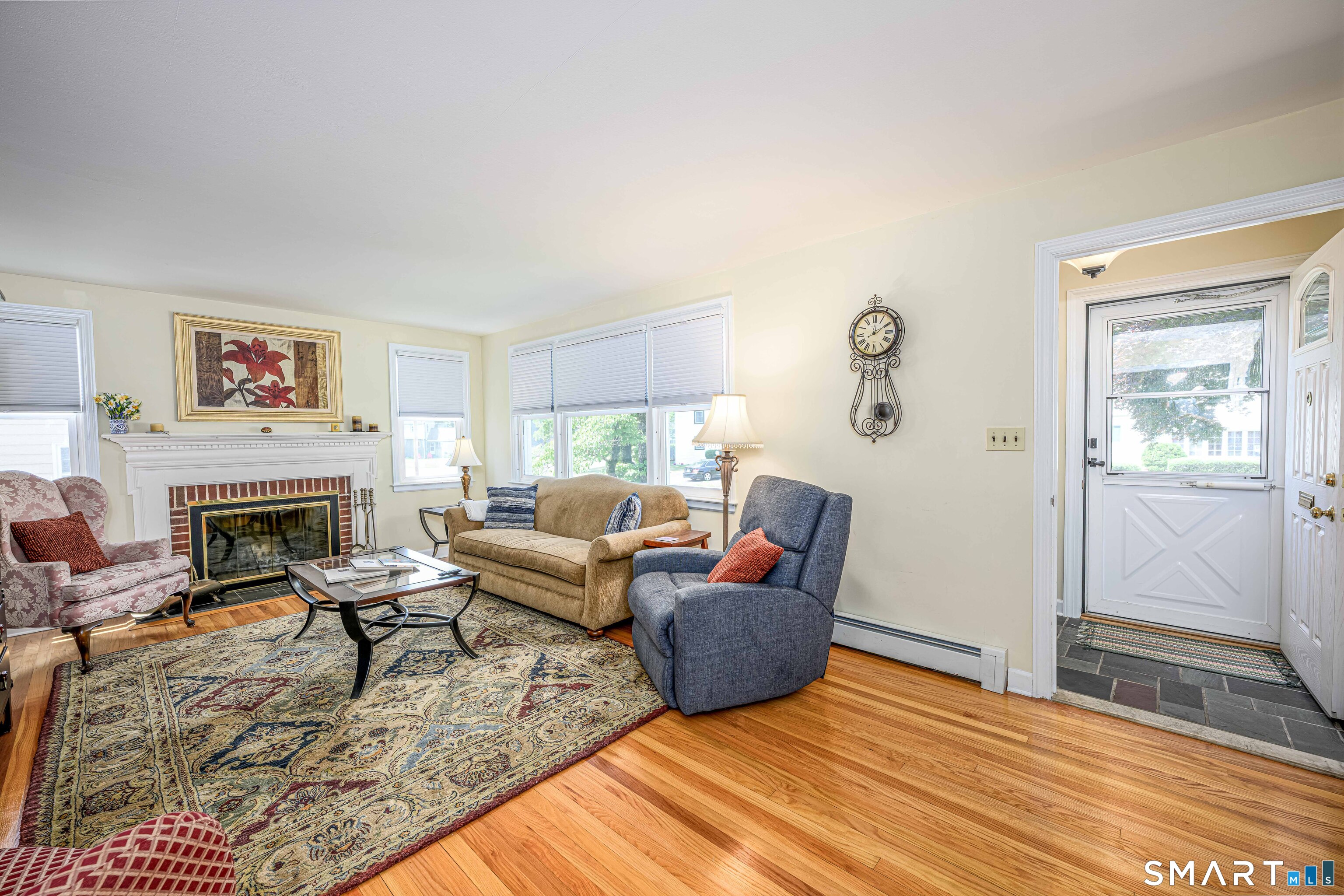 25 Wright Lane Hamden, CT 06517 - Photo 11 of 38