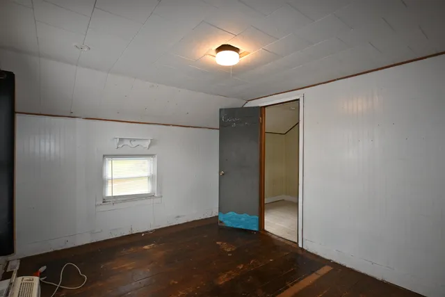 $144,500 | 301 South Galena Street, South Wayne, WI 53587