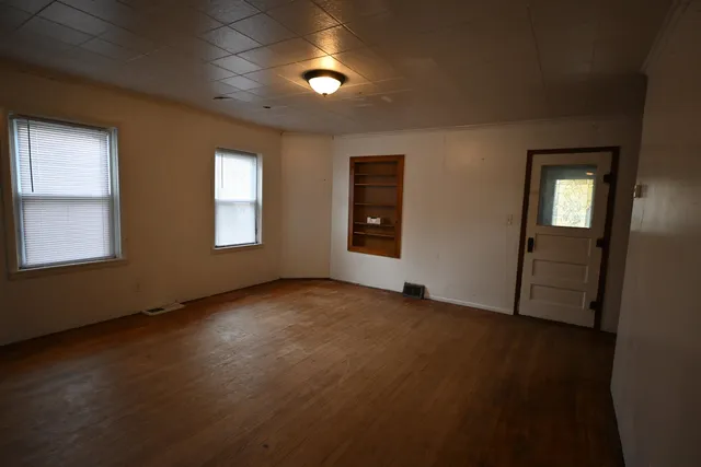 $144,500 | 301 South Galena Street, South Wayne, WI 53587