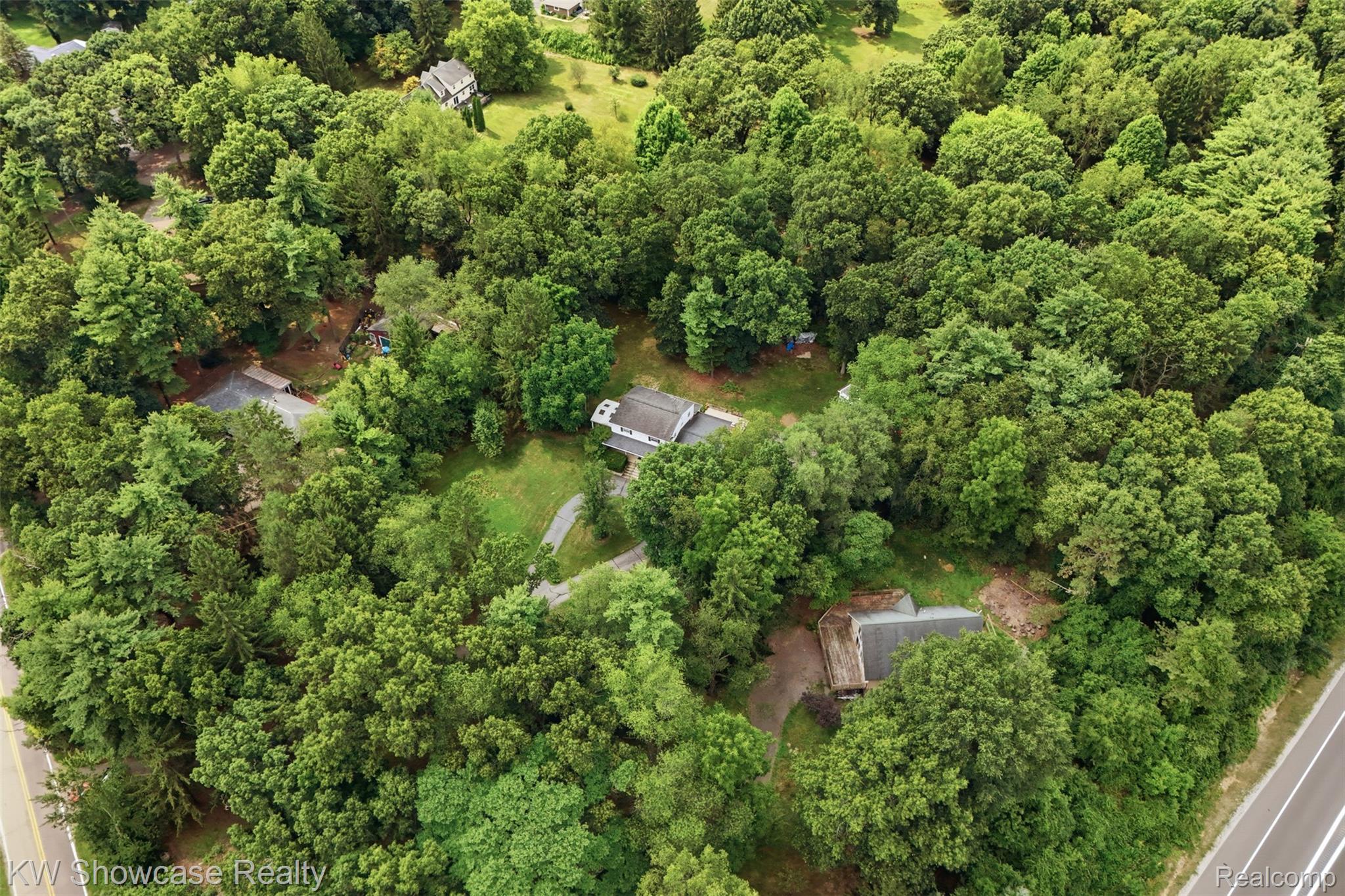 7125 Ridgewood Road Davisburg, MI 48350 - Photo 43 of 47 Additional content