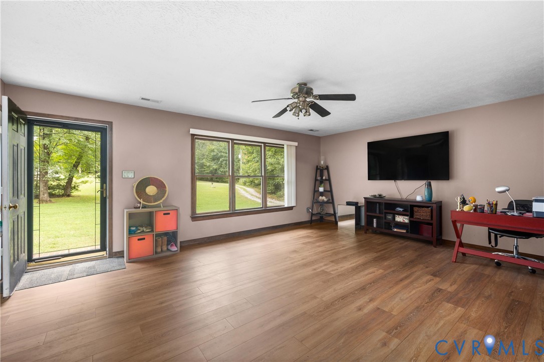 3778 Bell Road Goochland, VA 23063 - Photo 3 of 19 Gallery Image 3