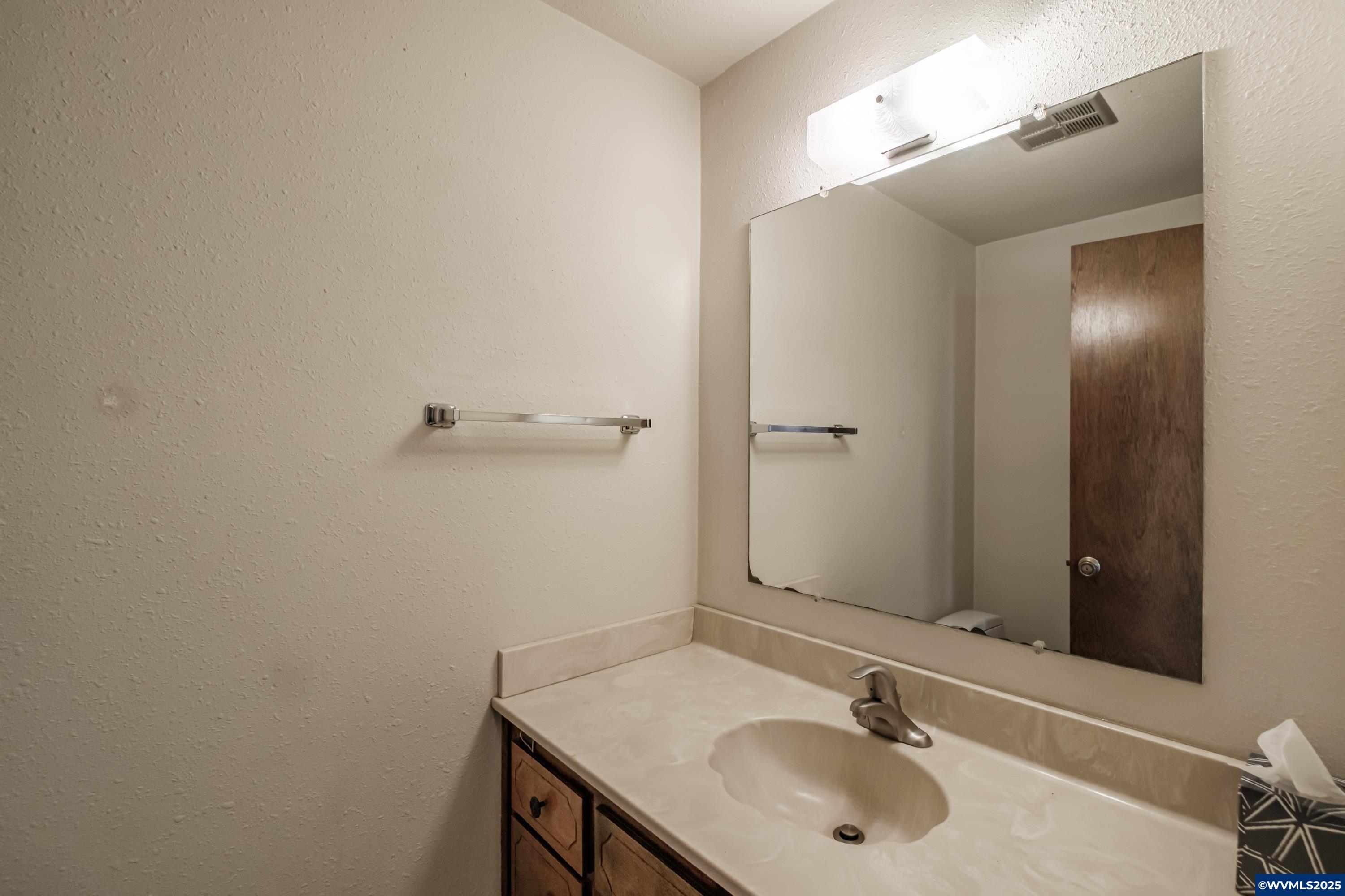 6152 Weldon Place Southwest Albany, OR 97321 - Photo 16 of 32 Gallery Image 16