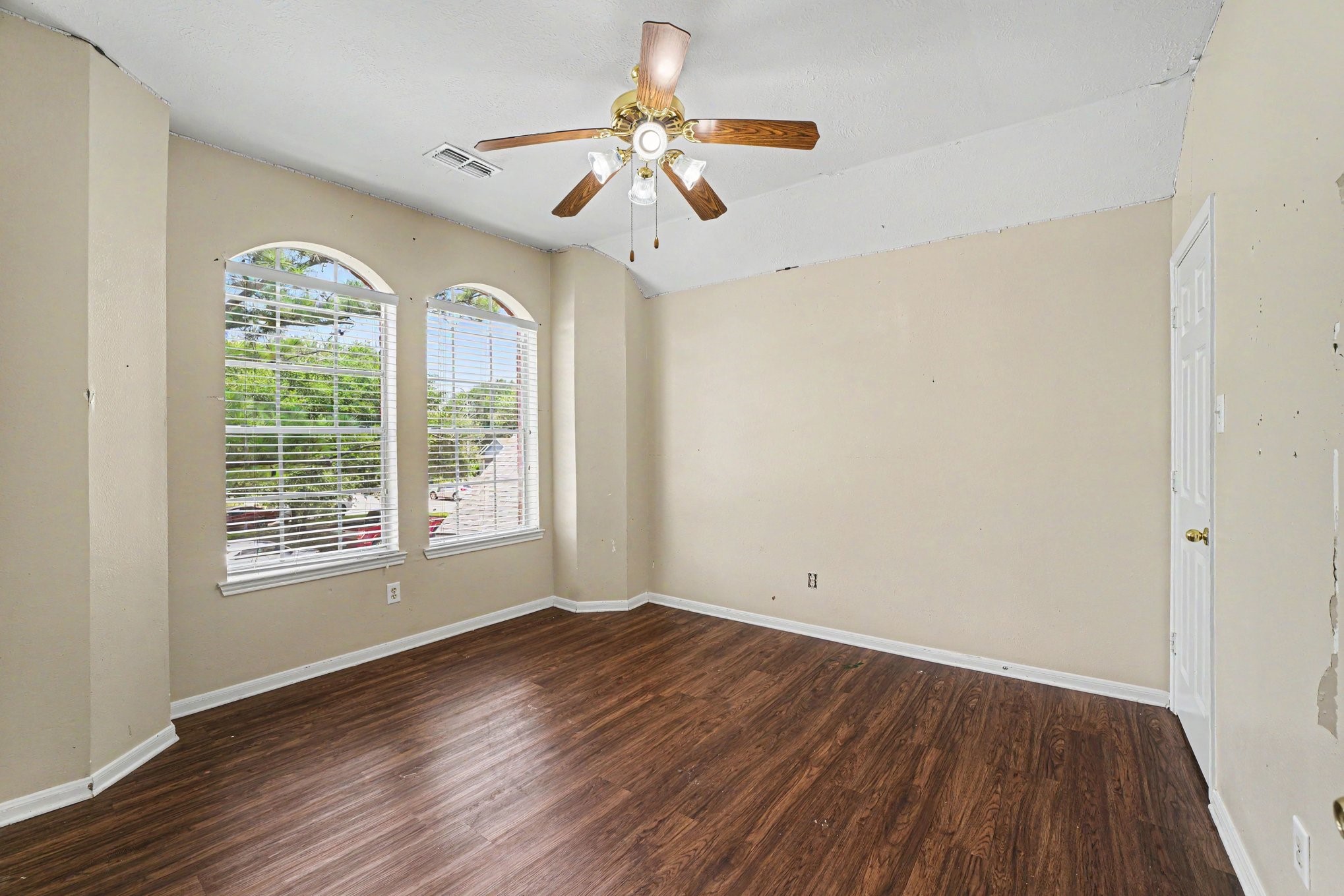 1805 Manor Circle Rosenberg, TX 77471 - Photo 8 of 25