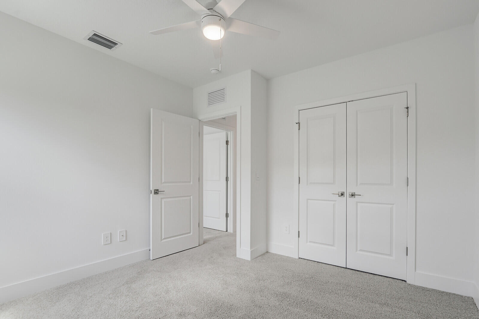 7141 Southeast Park Trace Stuart, FL 34997 - Photo 29 of 46 .