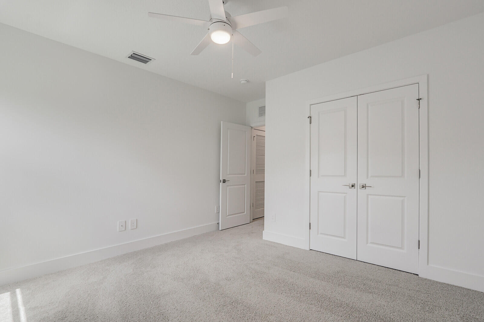 7141 Southeast Park Trace Stuart, FL 34997 - Photo 32 of 46 .