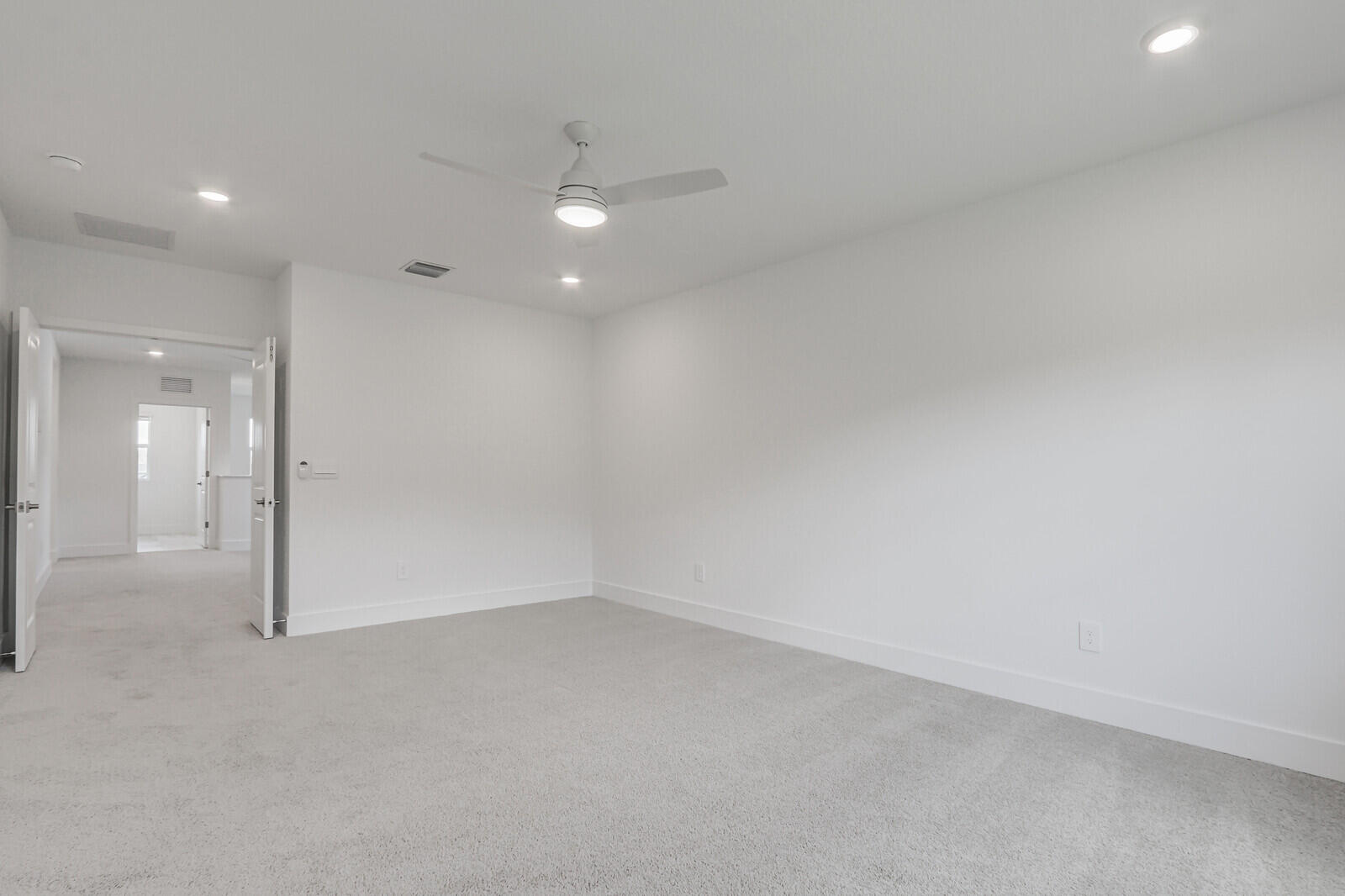 7141 Southeast Park Trace Stuart, FL 34997 - Photo 35 of 46 .