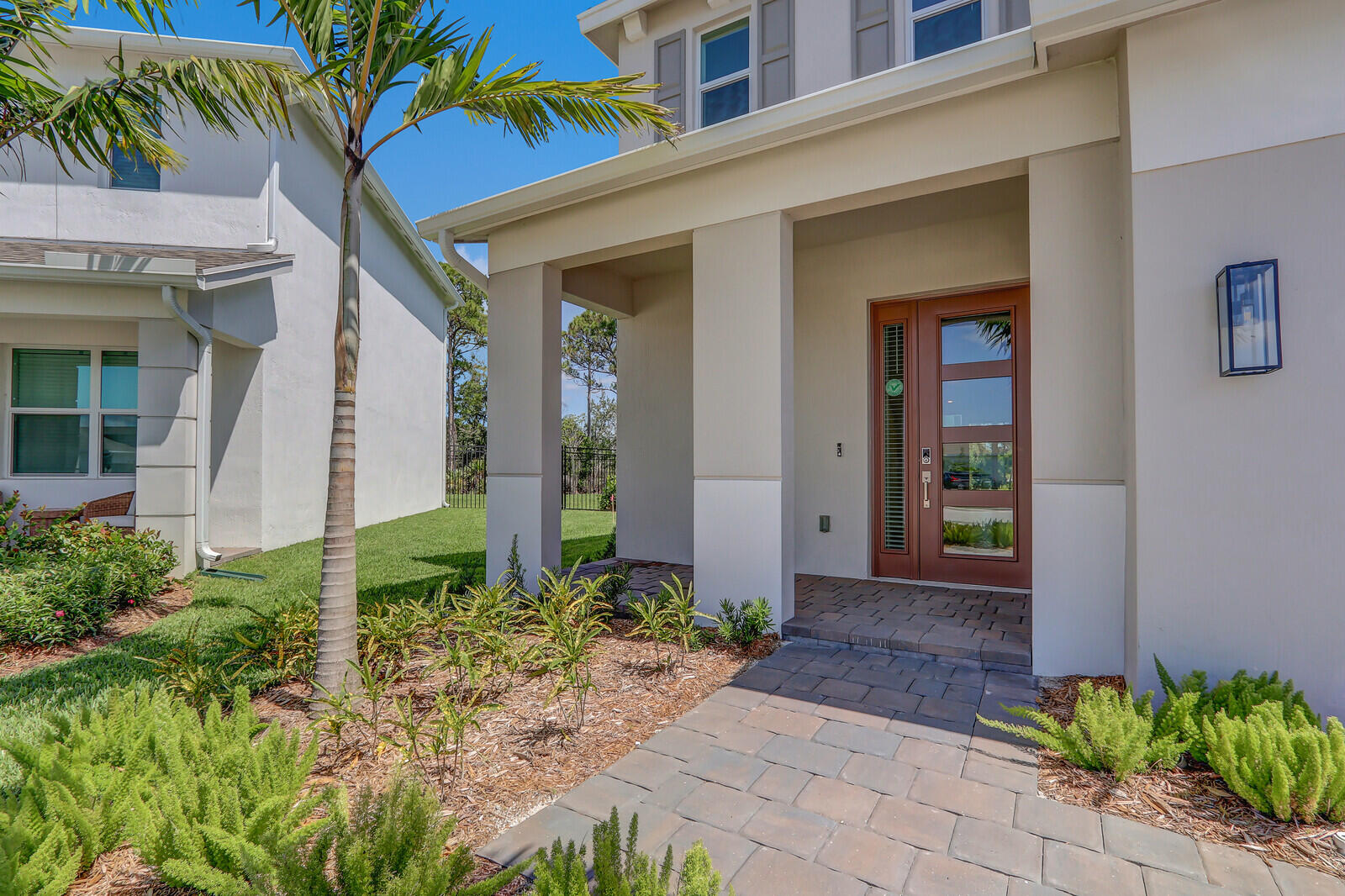 7141 Southeast Park Trace Stuart, FL 34997 - Photo 4 of 46 .