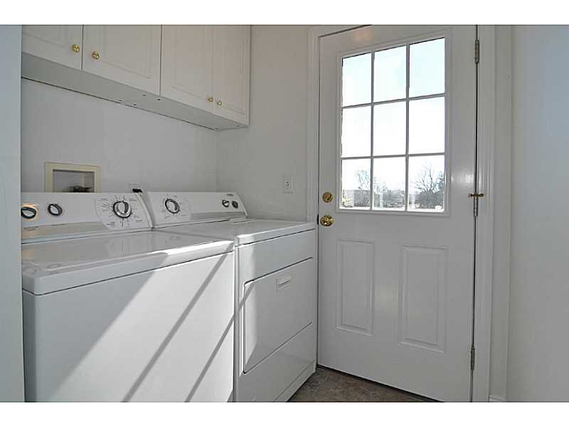 8 Prospect Farm Road Portsmouth, RI 02871 - Photo 12 of 24 Laundry Room.