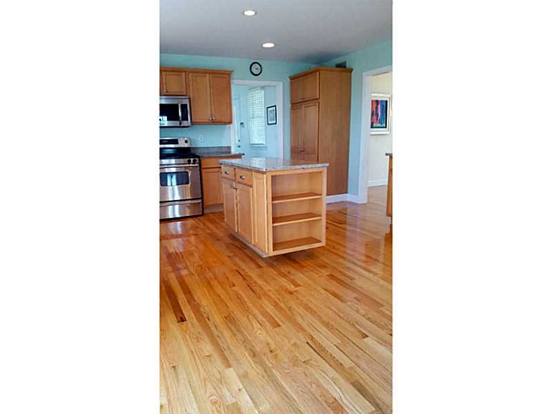 8 Prospect Farm Road Portsmouth, RI 02871 - Photo 19 of 24 Kitchen.