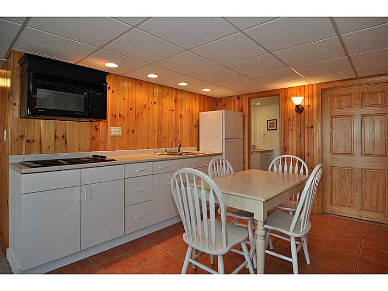 8 Prospect Farm Road Portsmouth, RI 02871 - Photo 21 of 24 Kitchen. Finished Lower Level