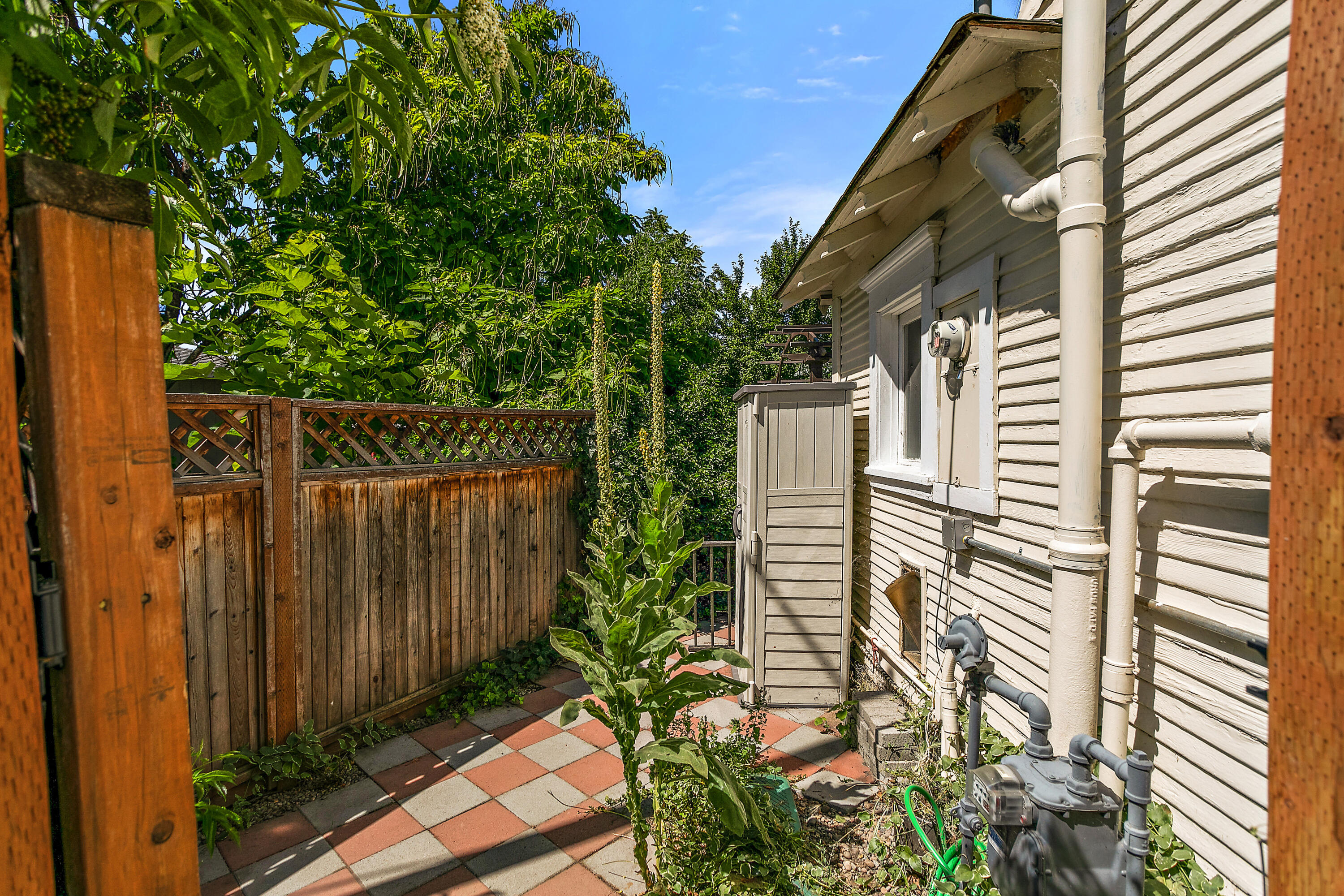 2601 Merriman Road Medford, OR 97501 - Photo 17 of 79 MerrimanRd2601-5830