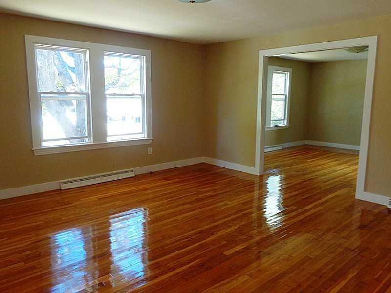 41 Switzerland Road Lewiston, ME 04240 - Photo 6 of 18 Living Room.