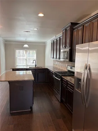 $3,100 | 410 Live Oak Pass, Loganville, GA 30052