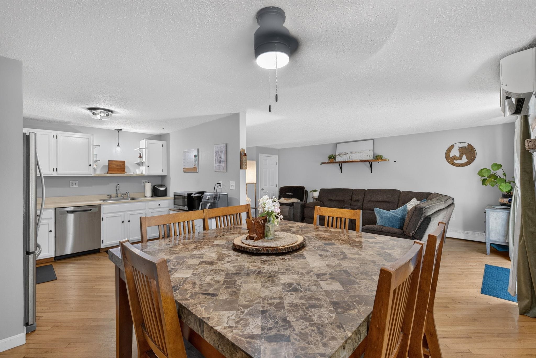 94 Indian Rock Road Merrimack, NH 03054 - Photo 12 of 42 Gallery Image 12