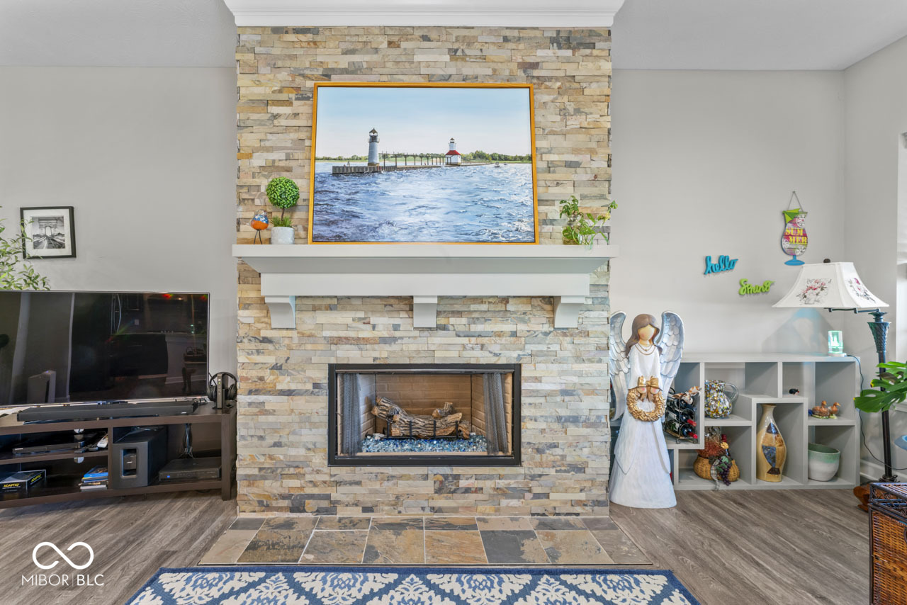 10780 Creekbed Circle Fishers, IN 46038 - Photo 15 of 54