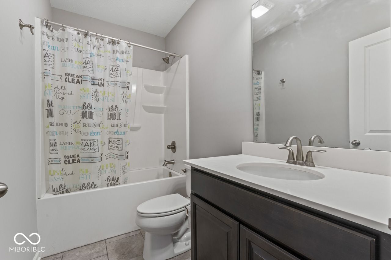 10780 Creekbed Circle Fishers, IN 46038 - Photo 40 of 54