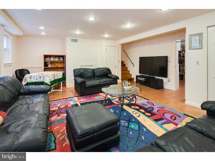 477 Maynard Drive Wayne, PA 19087 - Photo 22 of 25 Family Room