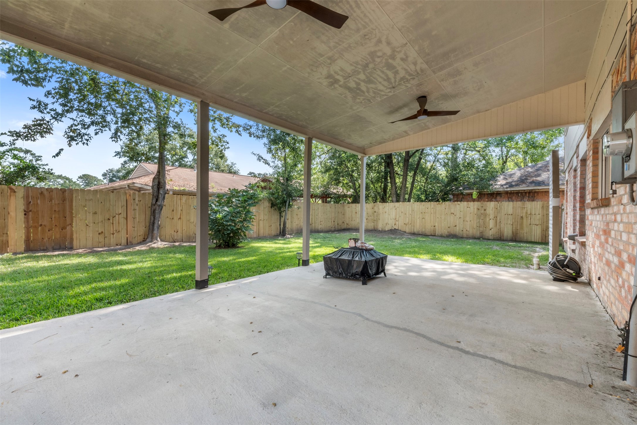 25306 Mill Pond Lane Spring, TX 77373 - Photo 24 of 37 a view of backyard with green space