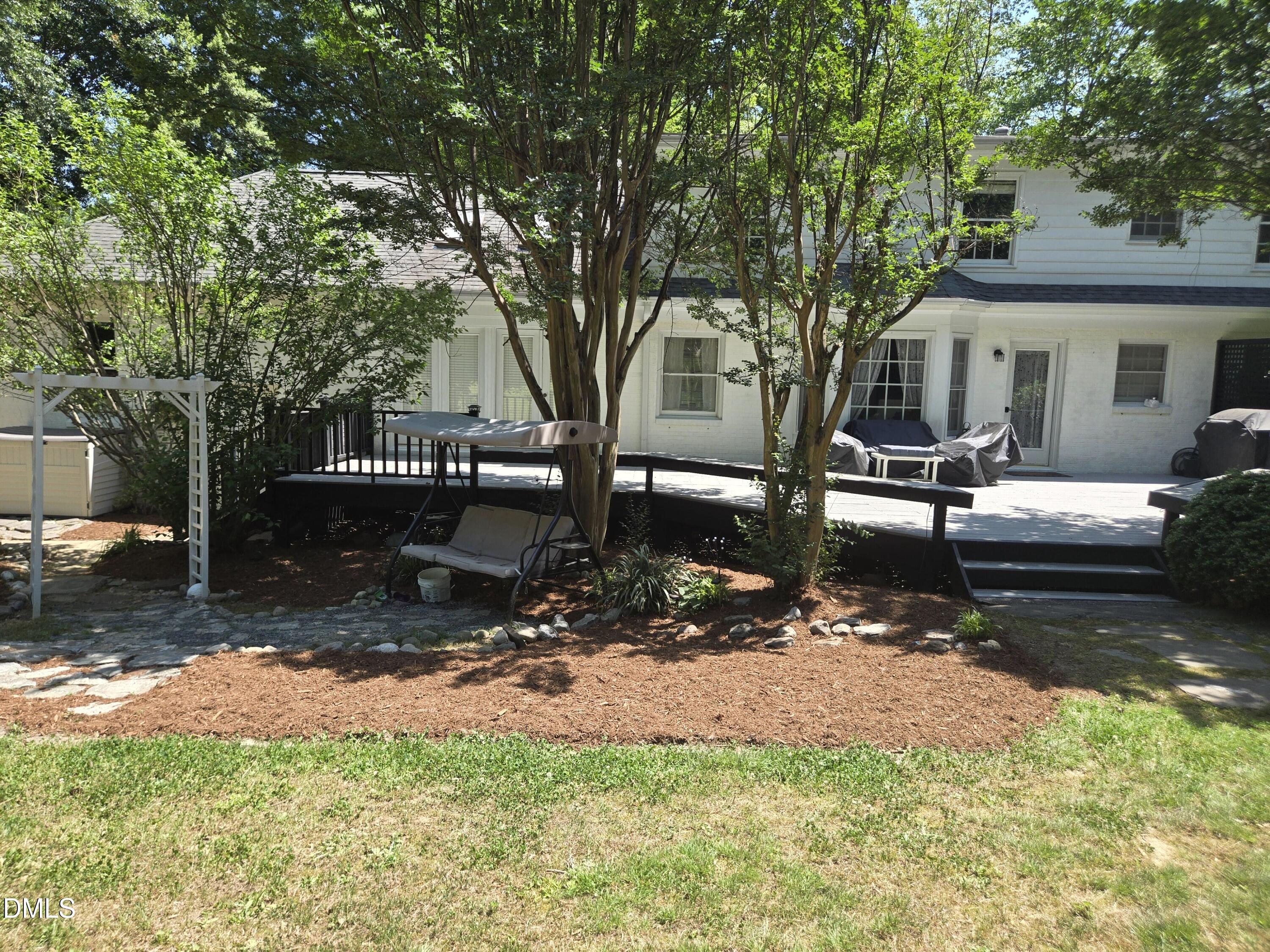 5516 Den Heider Way Raleigh, NC 27606 - Photo 12 of 53 12