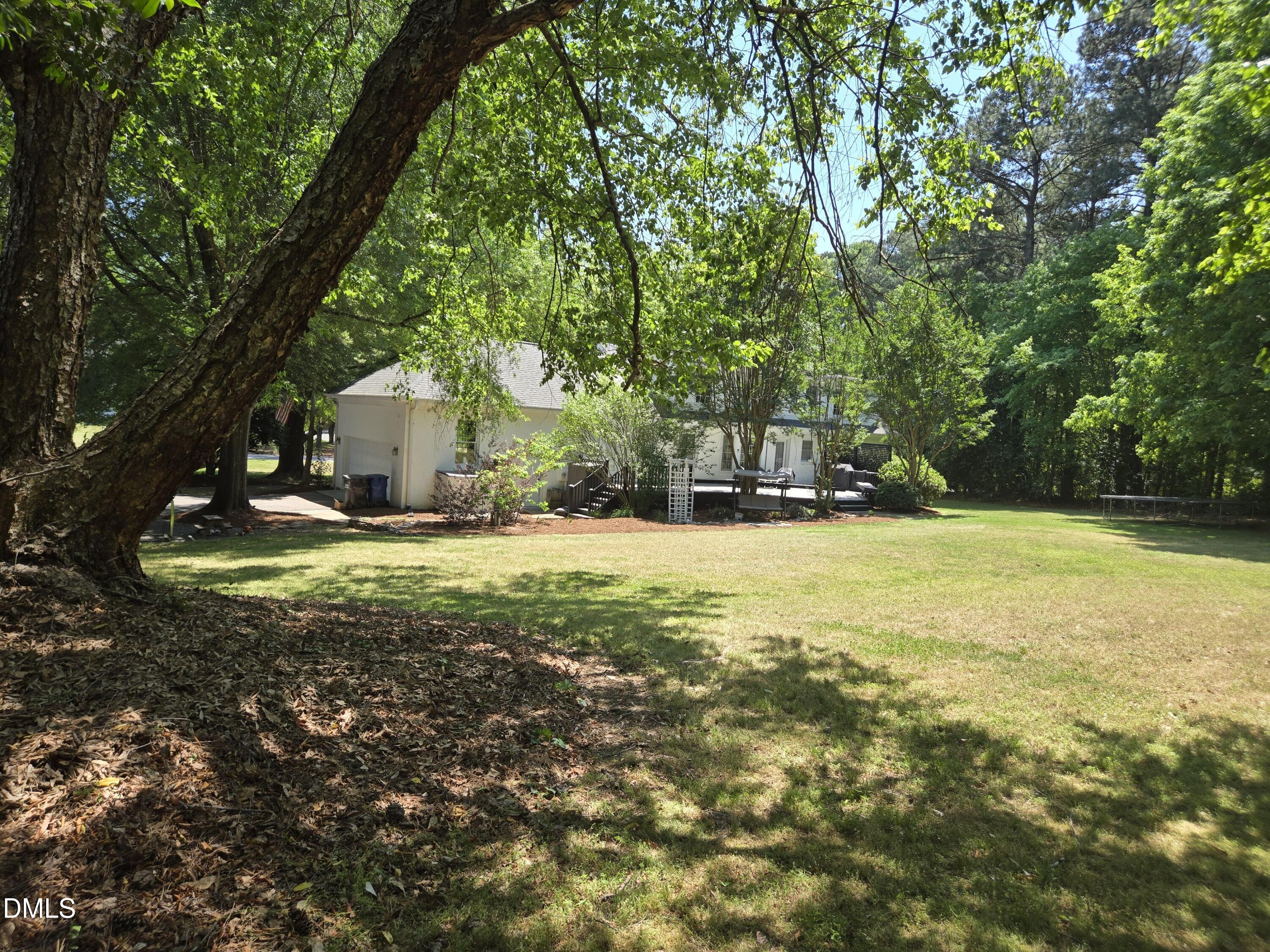 5516 Den Heider Way Raleigh, NC 27606 - Photo 16 of 53 16