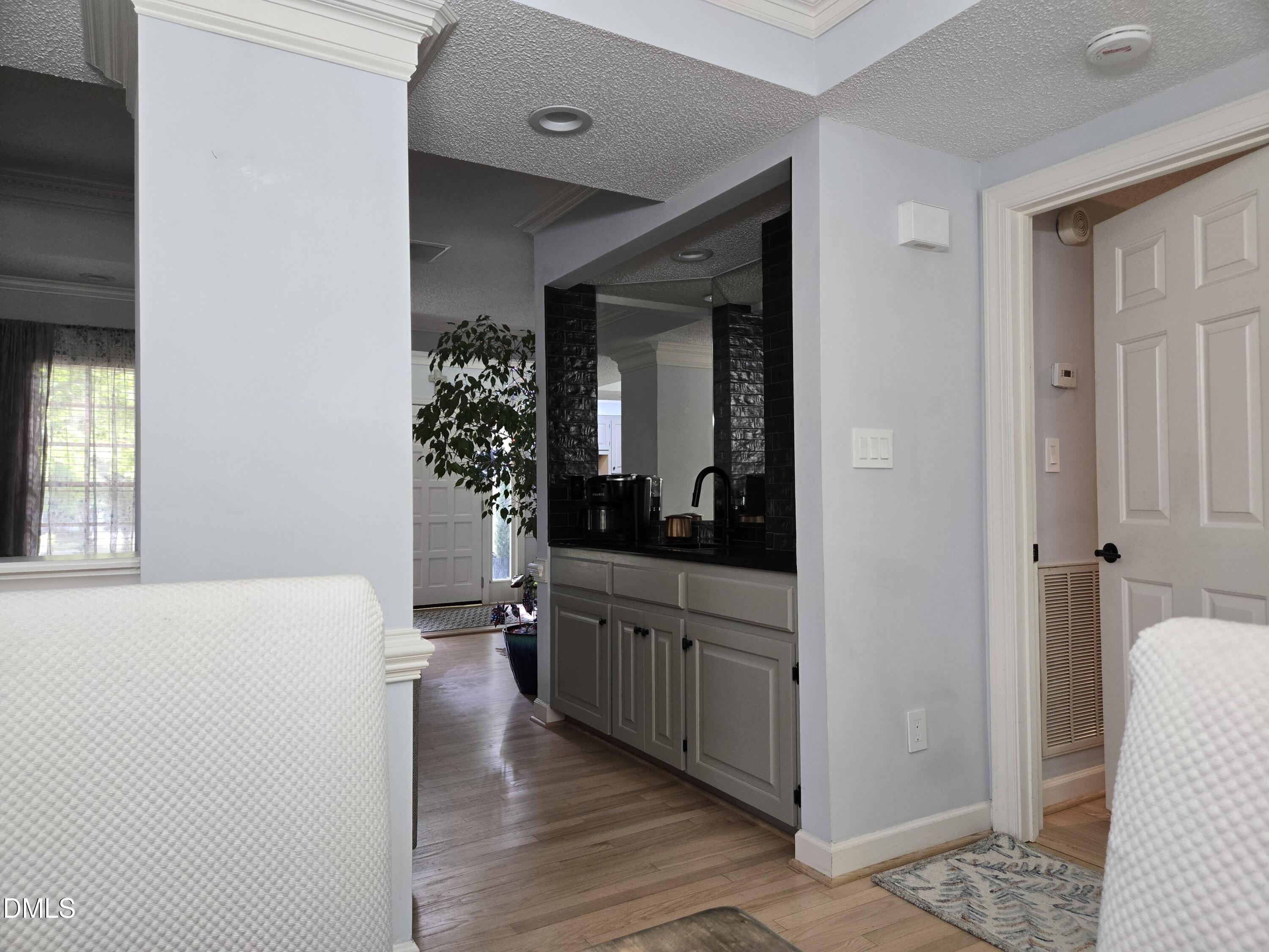 5516 Den Heider Way Raleigh, NC 27606 - Photo 29 of 53 29