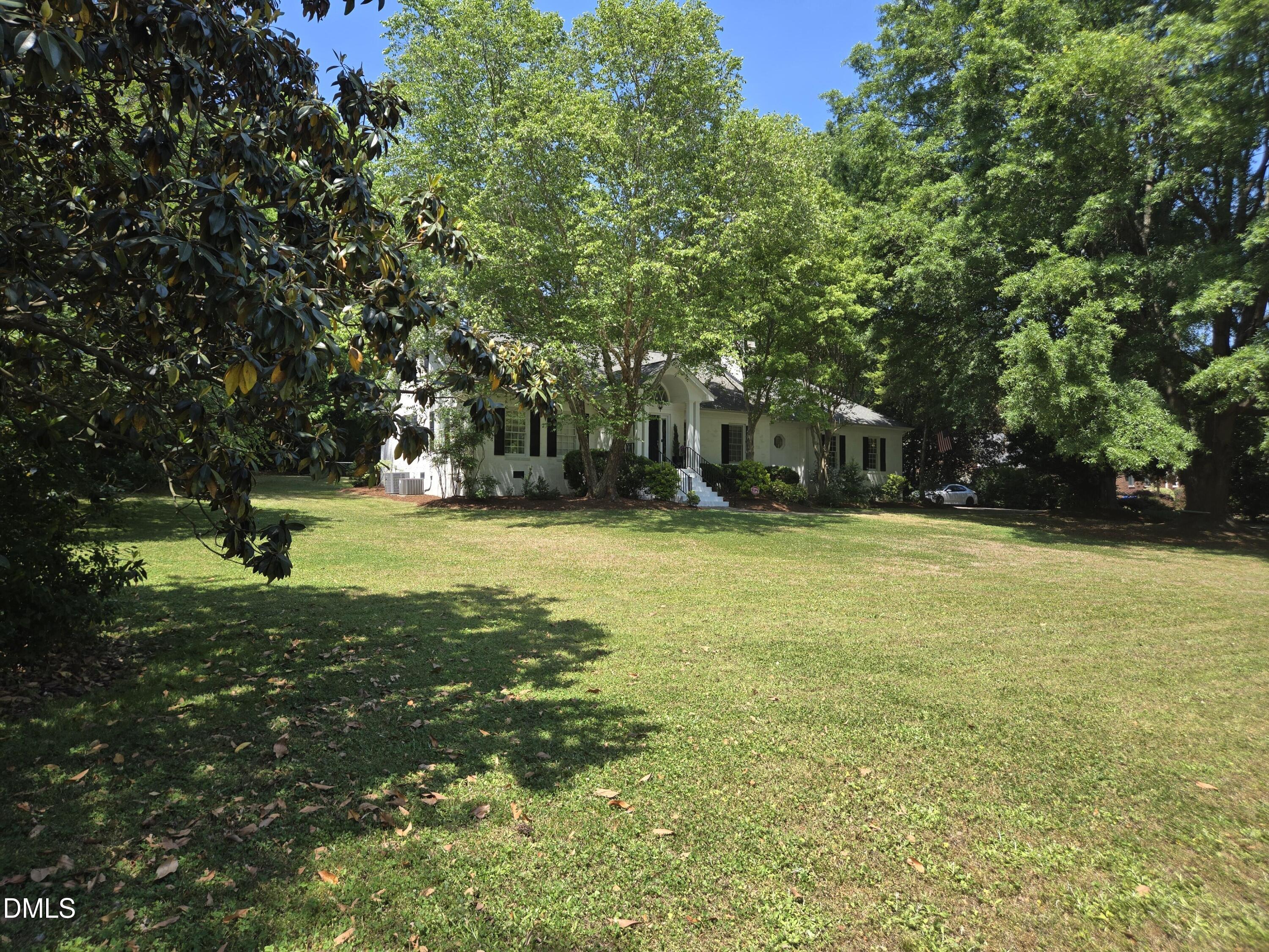 5516 Den Heider Way Raleigh, NC 27606 - Photo 6 of 53 6