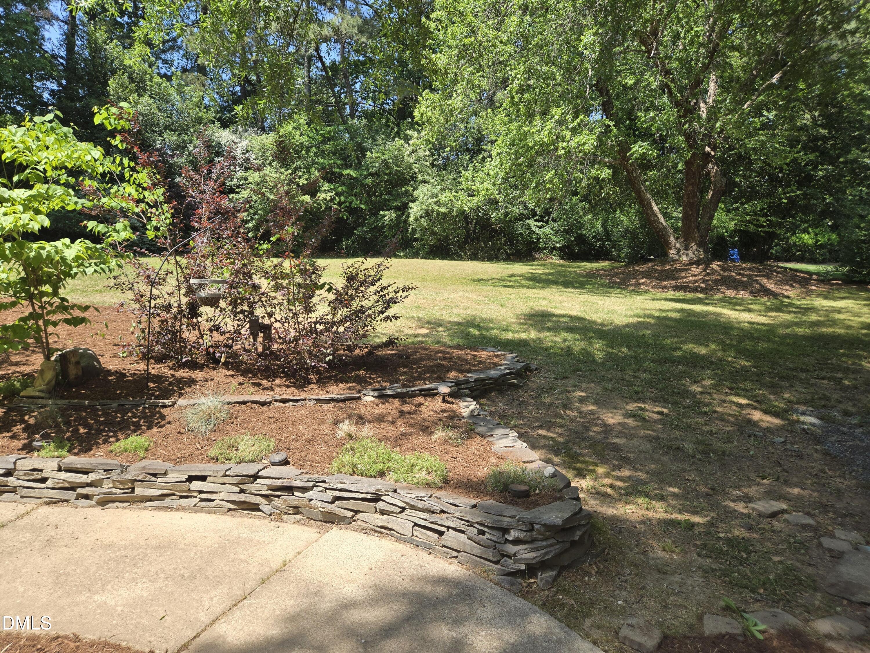 5516 Den Heider Way Raleigh, NC 27606 - Photo 10 of 53 10