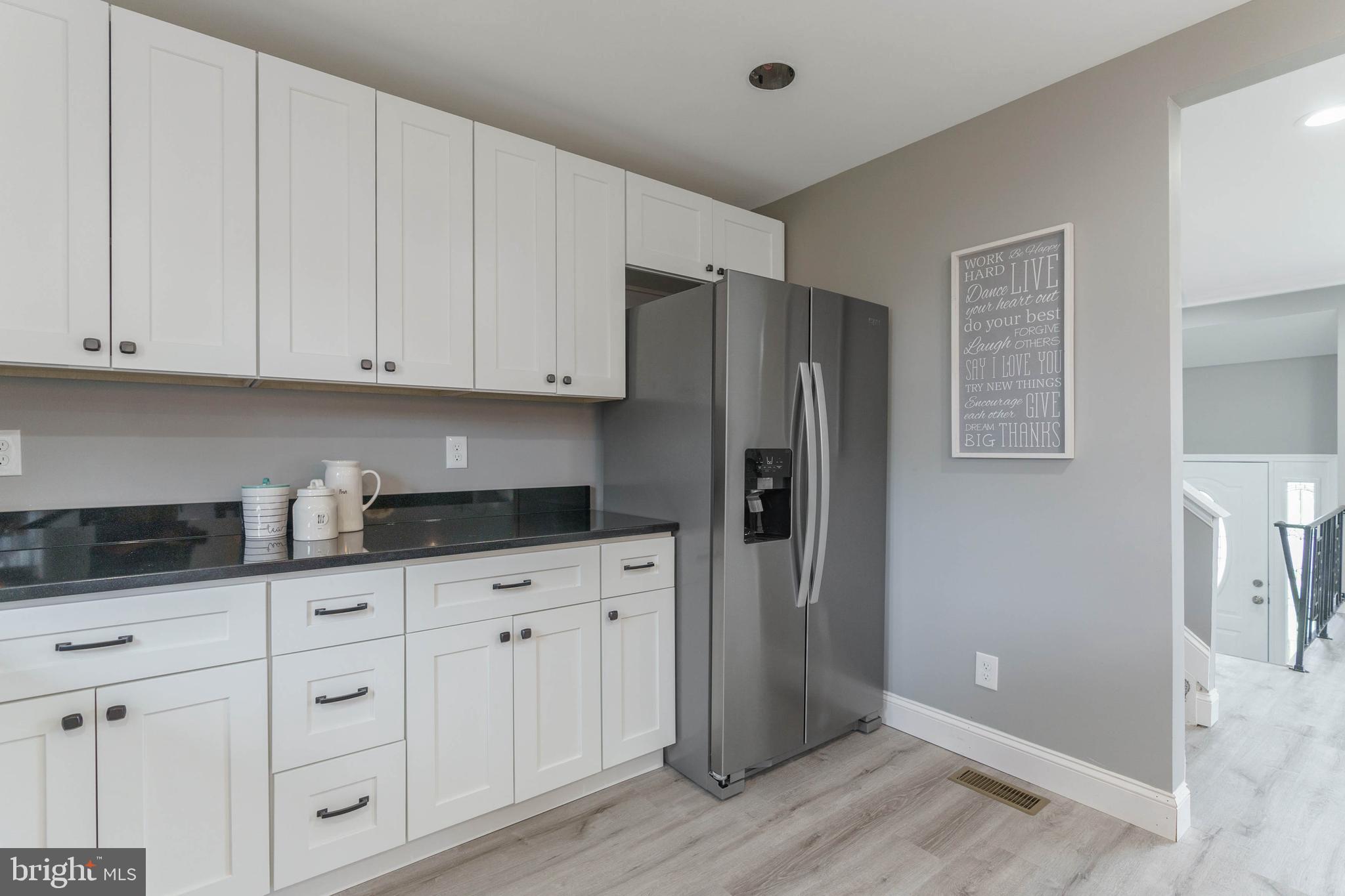8405 Coco Road Baltimore, MD 21237 - Photo 12 of 50