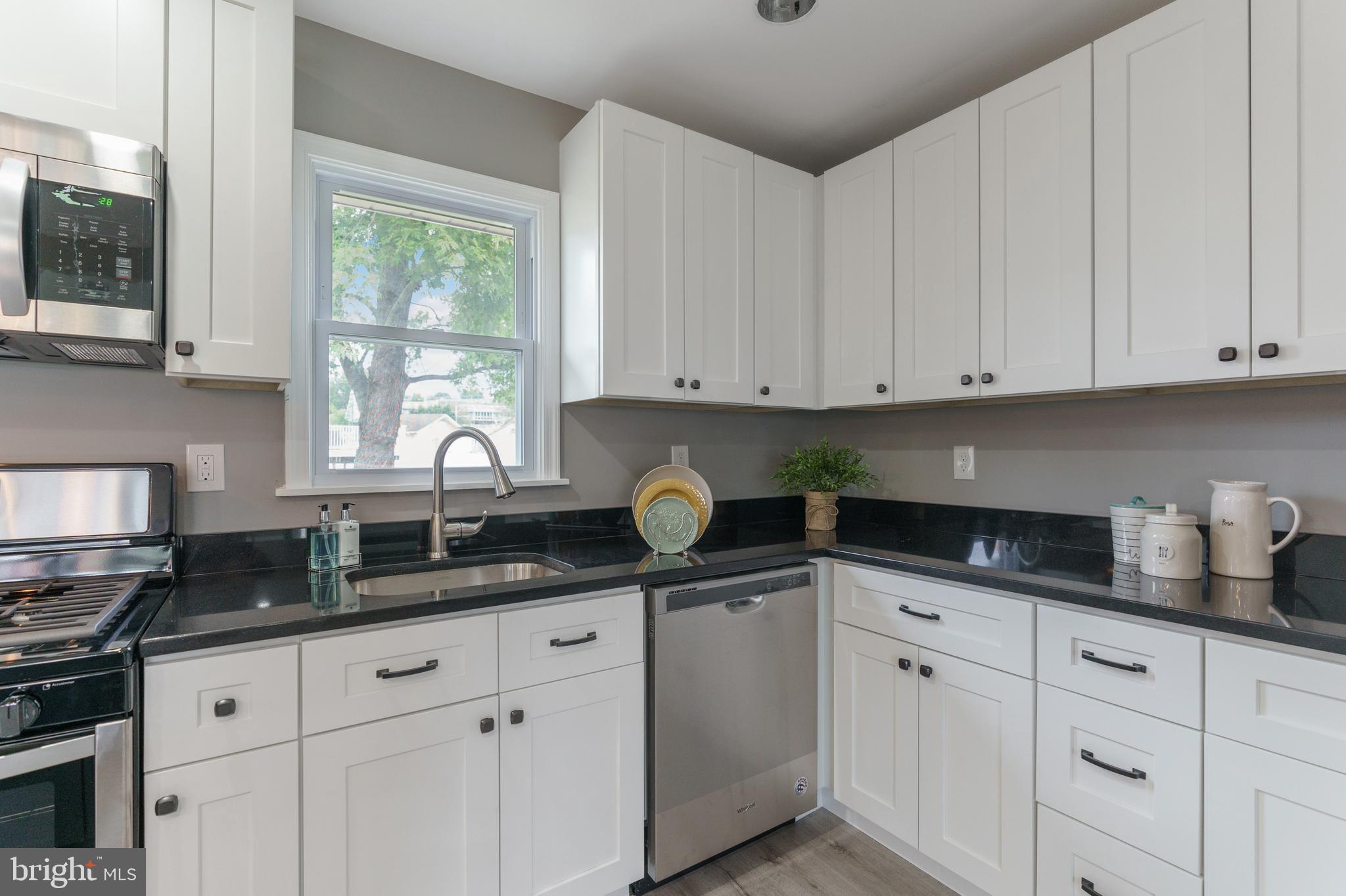 8405 Coco Road Baltimore, MD 21237 - Photo 14 of 50