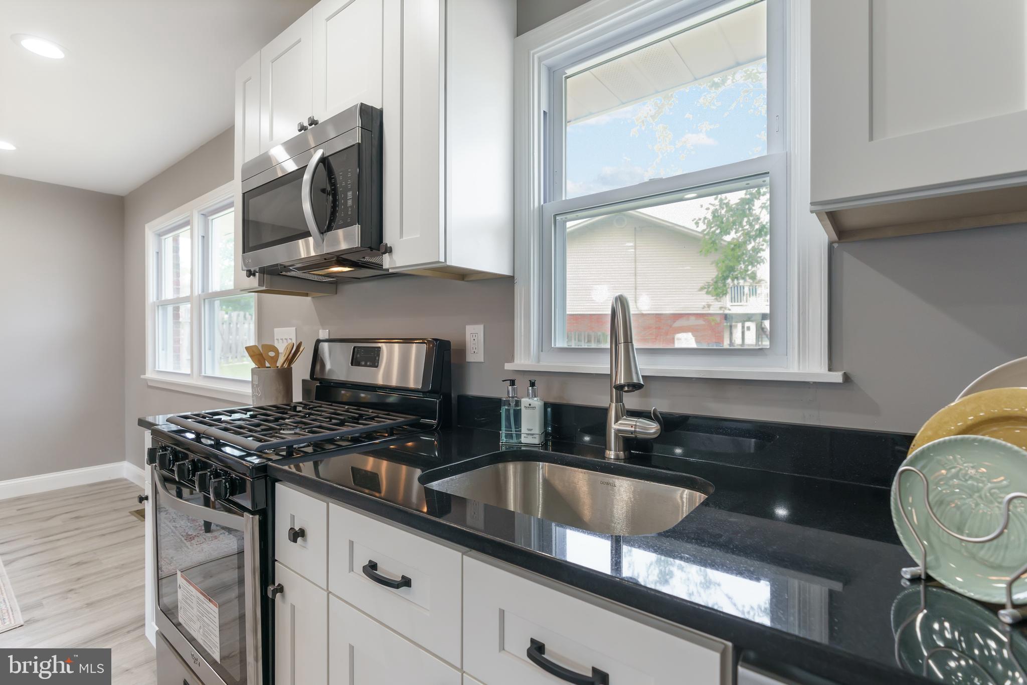 8405 Coco Road Baltimore, MD 21237 - Photo 10 of 50