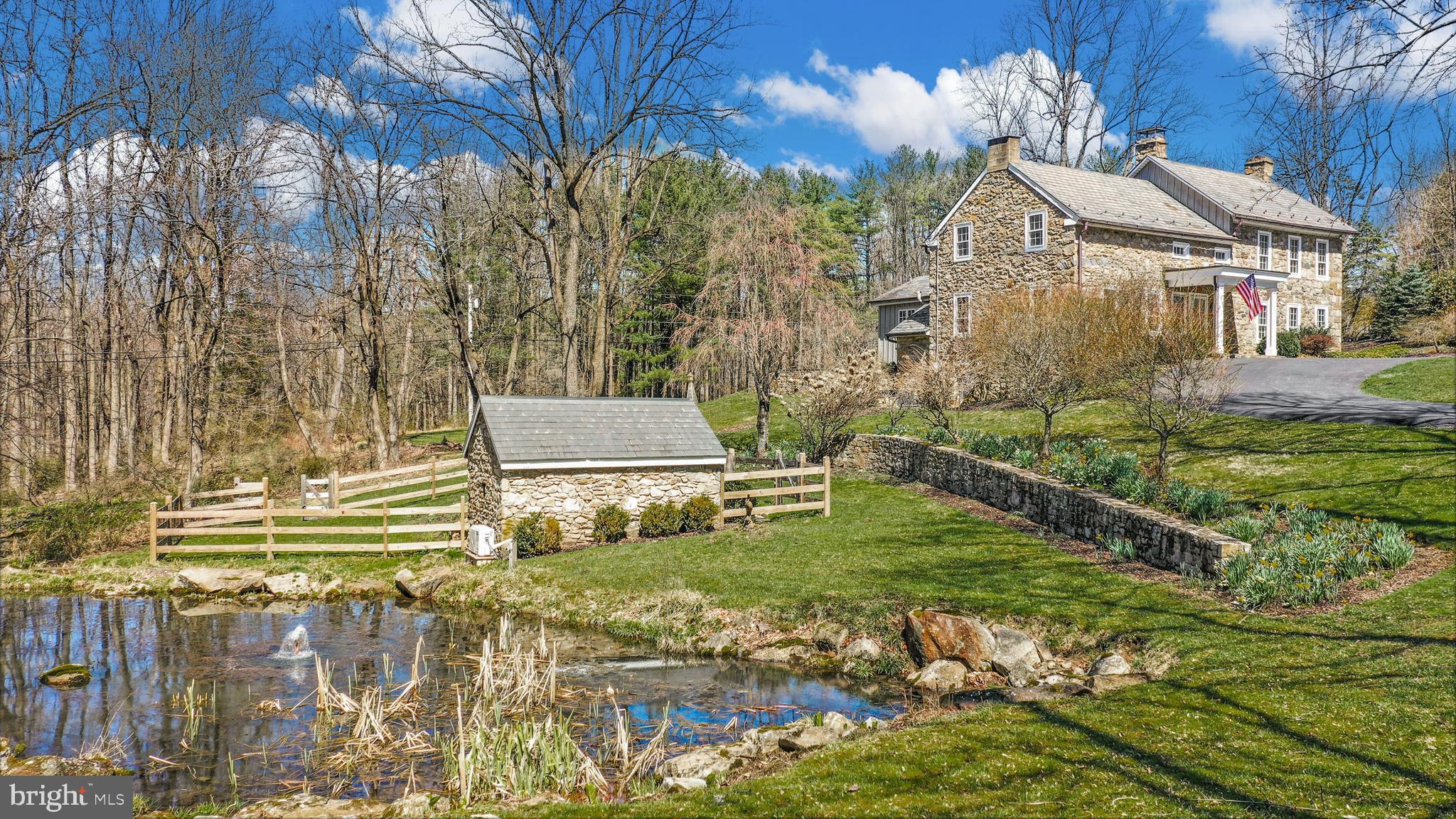 2807 Wassergass Road Hellertown, PA 18055 - Photo 2 of 29 Gallery Image 2